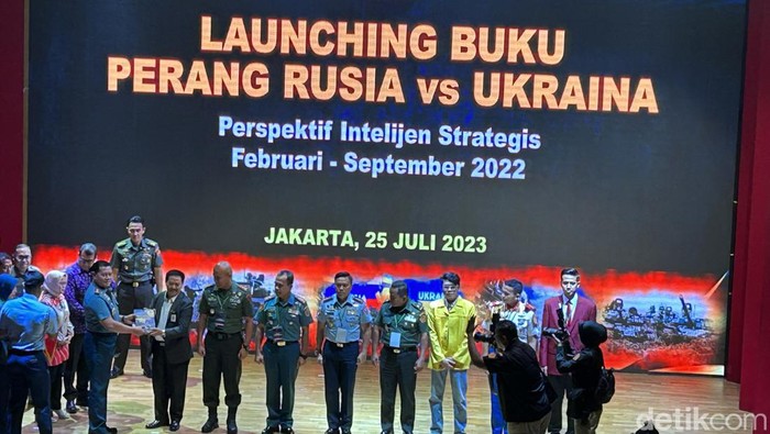 Panglima TNI Laksamana Yudo Margono Launching buku Perang Rusia Vs Ukraina