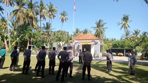 Polsek Nusa Penida tempat pelaporan awal kasus pengancaman dengan pistol rakitan oleh warga di Baledan, Klumpu, Nusa Penida, Selasa (25/7/2023).