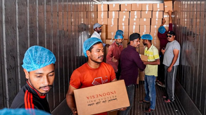 Daging kambing dam jemaah haji 2023 dkirim dari Tanah Suci ke Tanah Air.