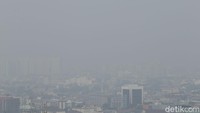 Angka tersebut menjadikan Jakarta sebagai kota pertama dengan kualitas udara terburuk di dunia, disusul kota Lahore di Pakistan dengan angka 154 pada posisi kedua dan posisi ketiga ditempati kota Dubai di Uni Emirat Arab dengan angka 152.