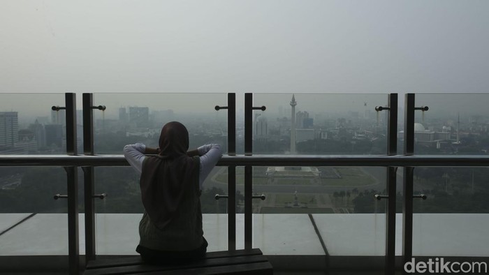 Potret Horor Polusi Jakarta yang Makin Pekat Potret Horor Polusi Jakarta yang Makin Pekat