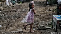 Di sana masih banyak anak-anak yang belum mendapatkan ruang bermain terbuka hijau yang layak untuk beraktivitas. 