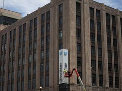 Resmi Ganti Logo, Papan Nama Twitter Mulai Dicopot dari Kantor Pusat