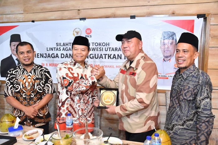 Sambangi Manado, HNW Silaturahmi dengan Para Tokoh Lintas Agama Sulut
