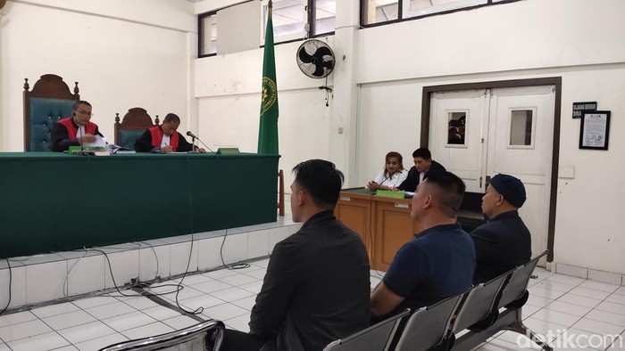 Saksi dalam sidang Lina Mukherjee.