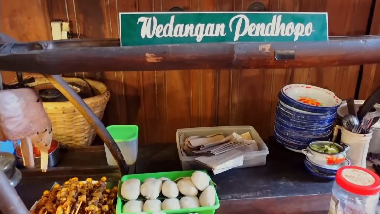 Tomohiro Yamashita cicip makanan favorit Jokowi di Solo