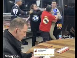 Dari Tottenham sampai Barcelona berjibaku rebutan Mbappe, yang malah duduk santai dan tertawa ngakak (via emojinya). Foto: dok. Internet/Twitter