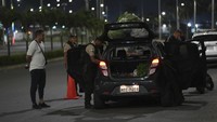 Pada waktu yang sama, kerusuhan yang terjadi di penjara Penitenciaria del Litoral, di Guayaquil kembali meletus dan melibatkan bentrokan antar geng.  