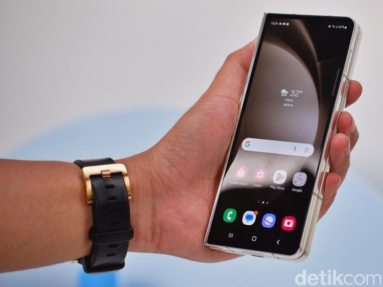 Penampilan Samsung Galaxy Z Fold 5, HP Lipat untuk Sultan
