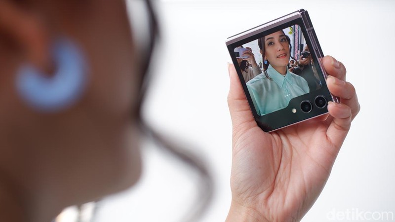 Samsung Galaxy Z Flip 5 5G