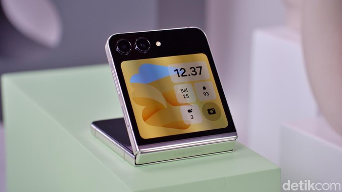 Samsung Galaxy Z Flip 5 5G