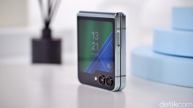 Samsung Galaxy Z Flip 5 5G