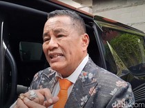 Biar Nggak Ada Pilih Kasih Tilang Mobil di Bahu Jalan, Hotman Paris Bilang Begini