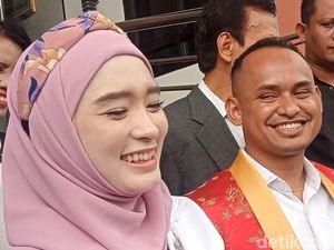 Inara Rusli Kapok Nyetir Sambil Zoom Berakhir Kecelakaan