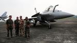 Jet Rafale dan Pesawat Tanker Prancis Mendarat di Bandara Halim