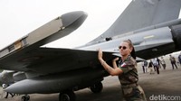 Rafale merupakan jet tempur serbaguna atau multifungsi  