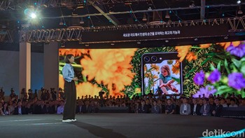 Setelah itu dilanjutkan dengan presentasi gadget terbaru Samsung seperti Galaxy Z Fold 5, Galaxy Z Flip 5, Galaxy Tab S9 series, dan Galaxy Watch 6 series. Foto: Virgina Maulita Putri/detikinet