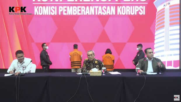 Konferensi Pers Kegiatan Tangkap Tangan di Badan Nasional Pencarian dan pertolongan (BASARNAS). (Tangkapan Layar Youtube KPK RI)