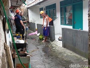 Tabung Gas Pabrik Siomay Semburkan Api, Warga Panik
