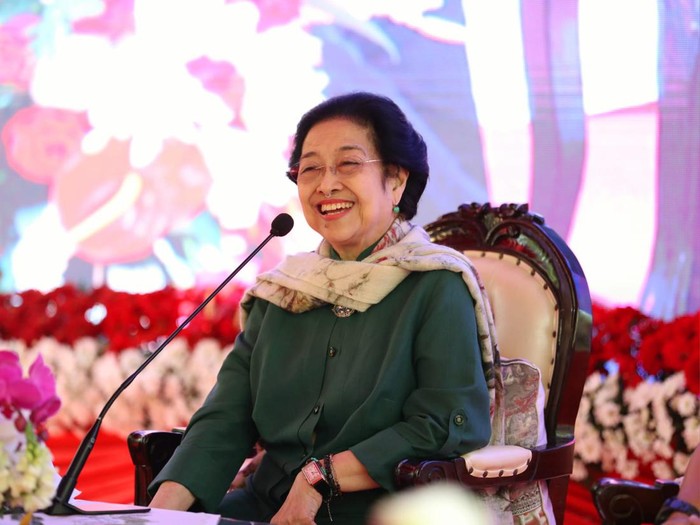 Megawati Soekarnoputri saat meresmikan Kebun Raya Mangrove di Surabaya (dok. PDIP)