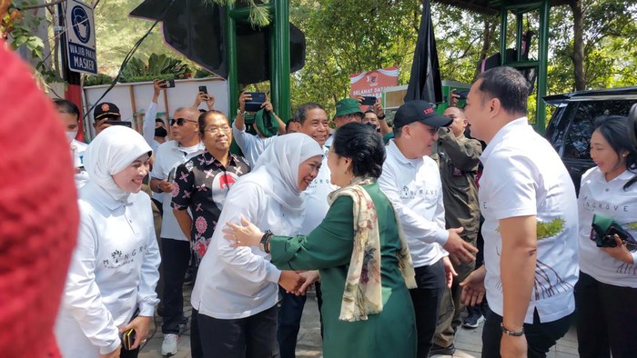 Megawati tiba di Kebun Raya Mangrove Surabaya (Rumondang-detikcom)