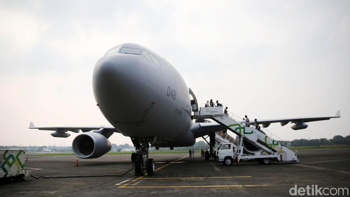 A330 MRTT merupakan salah satu pesawat Prancis yang ikut mendarat di Bandara Halim Perdanakusuma, Jakarta, Rabu (26/7/2023). Yuk lihat dari dekat pesawat tanker tersebut.