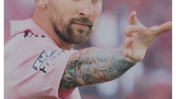 Selebrasi baru Messi kah? Foto: Twitter