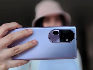 OPPO Reno10 5G akan Sampai di Rumah Konsumen Pertama dalam 24 Jam!