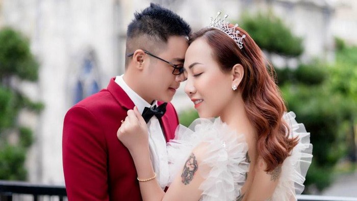 Pasangan Transgender Hamil
