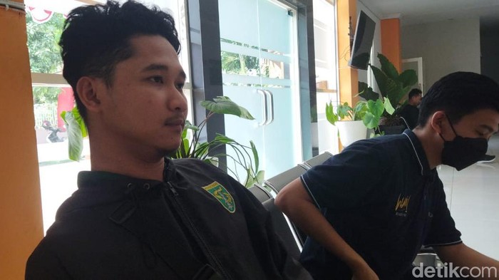 Pegawai Indomaret Gunung Anyar Surabaya Bagus Gilang