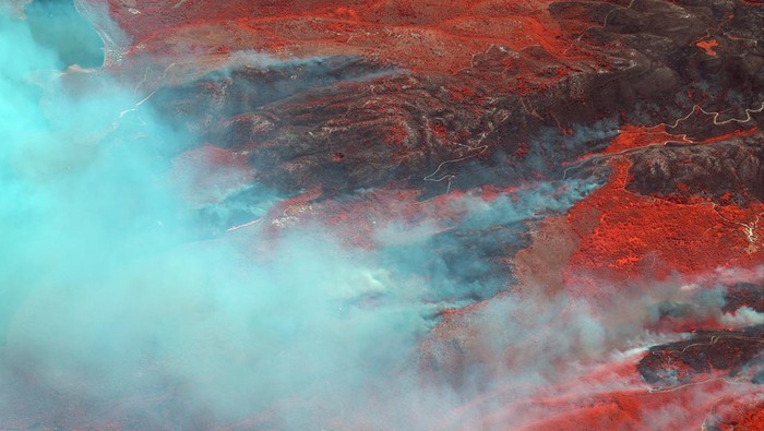 A satellite image shows an infrared overview as a wildfire burns on the island of Corfu, Greece July 25, 2023. Maxar Technologies/Handout via REUTERS THIS IMAGE HAS BEEN SUPPLIED BY A THIRD PARTY. NO RESALES. NO ARCHIVES. DO NOT OBSCURE LOGO. MANDATORY CREDIT