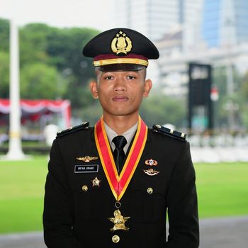 Peraih Adhi Makayasa dari Akademi Kepolisian, Irfan Urane Aziz