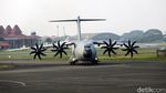 Potret Pesawat Airbus A400M Mejeng di Lanud Halim