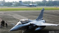 Airbus A400M merupakan pesawat angkut militer bermesin empat turboprop.  