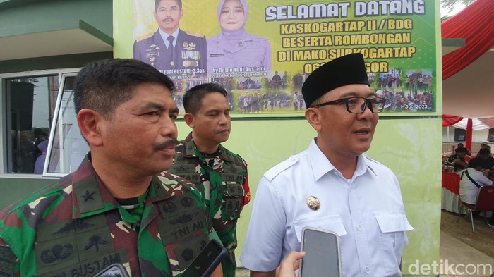 Plt Bupati Bogor Iwan Setiawan