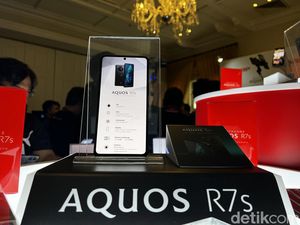 Strategi Sharp Jual Smartphone Flagship-nya di Indonesia