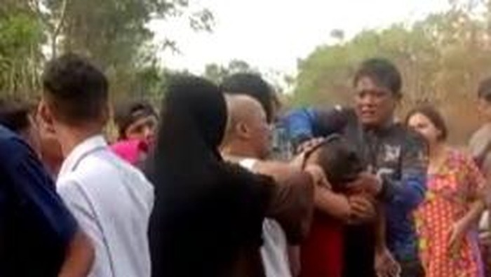 siswa smp di mojokertoo tewas tenggelam di Ranu Manduro