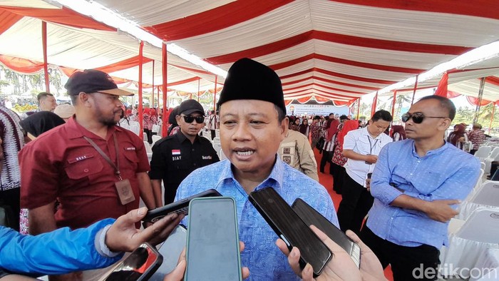 Wagub Jabar Uu Ruzhanul Ulum di Pangandaran