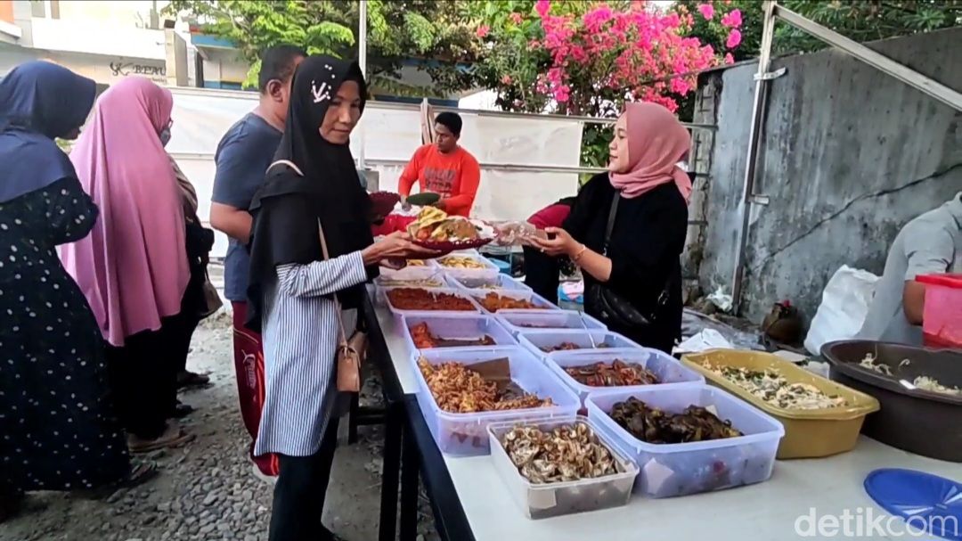 Warung di Lamongan menyediakan sarapan Rp 3 ribu