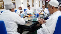 Terkait aspirasi agar Pemerintah tidak mengimpor garam konsumsi, Zulhas pun mengaku setuju dan menegaskan siap membantu memperjuangkan nasib petani garam.