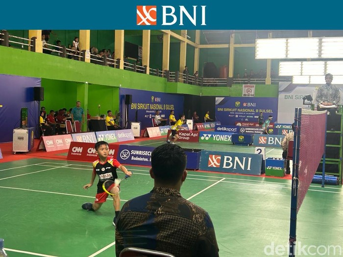 Arka Brahma Madyanto vs Shiddiq Alfarizi Fahrin di BNI Sirnas B Sulsel 2023.