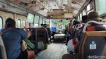 Murahnya Bus Kota Bangkok, Ada Tempat Charger di Dalamnya!