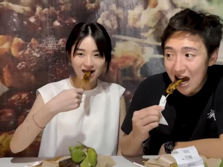 Catheez Dihujat Netizen, Ini Momennya Makan di Angkringan Bersama Yusuke