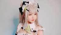 Clarissa Punipun memakai kostum yang didominasi warna putih-hitam saat jadi Soda. (Foto: dok Instagram)