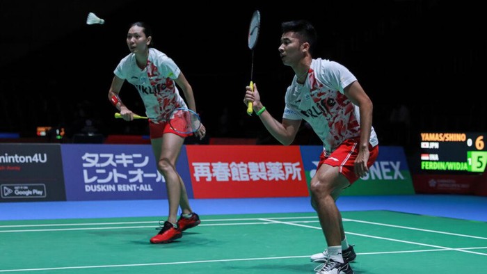 Dejan Ferdinansyah/Gloria Emanuelle Widjaja