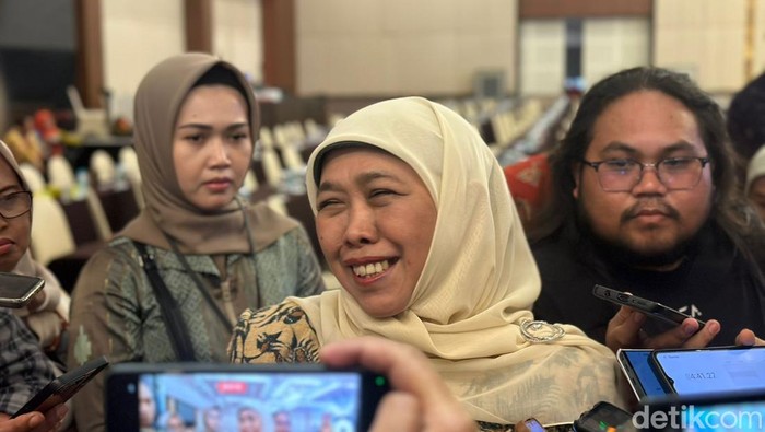 Gubernur Jatim Khofifah Indar Parawansa