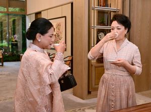 Momen Iriana Minum Teh Bareng Madam Peng Saat Jokowi Bertemu Xi Jinping