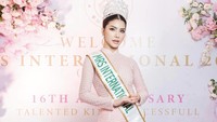 Sebagai pemenang Mrs International Vietnam 2018, Loan Vuong dikirim ke ajang final Mrs International di Singapura. (Foto: Dok. Facebook Loan Vuong)