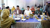 Mendag Zulhas lantas berharap, melalui kegiatan dialog kebangsaan seperti ini, generasi muda Muhammadiyah semakin menyadari pentingnya menjaga persatuan bangsa pada tahun politik untuk mencapai Indonesia Emas 2045 yang dicita-citakan bersama.