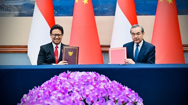 Penandatanganan kerja sama antara Indonesia dan China usai pertemuan Presiden Jokowi dan Presiden Xi Jinping